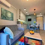 Apartment Grey House + Free Parking *