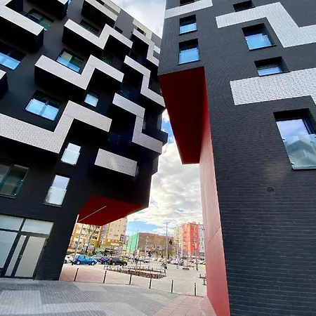 Grey House + Free Parking Wrocław