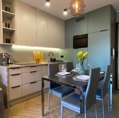 Apartment Grey House + Free Parking